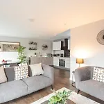 公寓 Stayzeni, Ouse Court Fantastic 2 Bed Flat