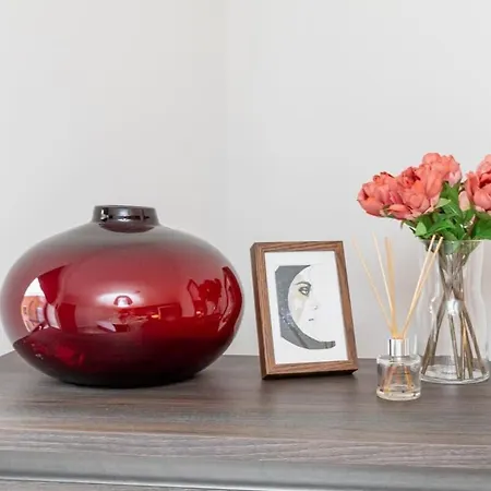 Апартаменты Stayzeni, Ouse Court Fantastic 2 Bed Flat *