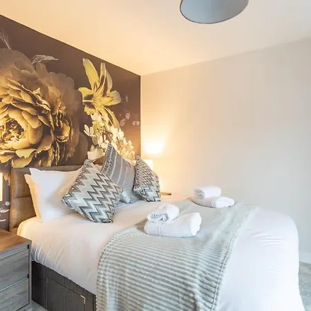 Stayzeni, Ouse Court Fantastic 2 Bed Flat Apartment