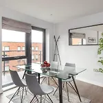 아파트 Stayzeni, Ouse Court Fantastic 2 Bed Flat 요크