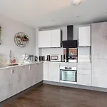 아파트 Stayzeni, Ouse Court Fantastic 2 Bed Flat *